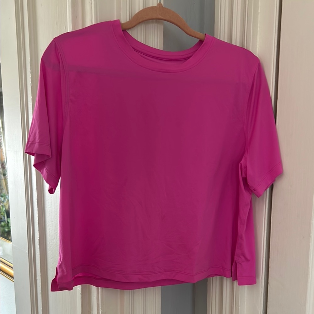 Lululemon Womens Cropped Top